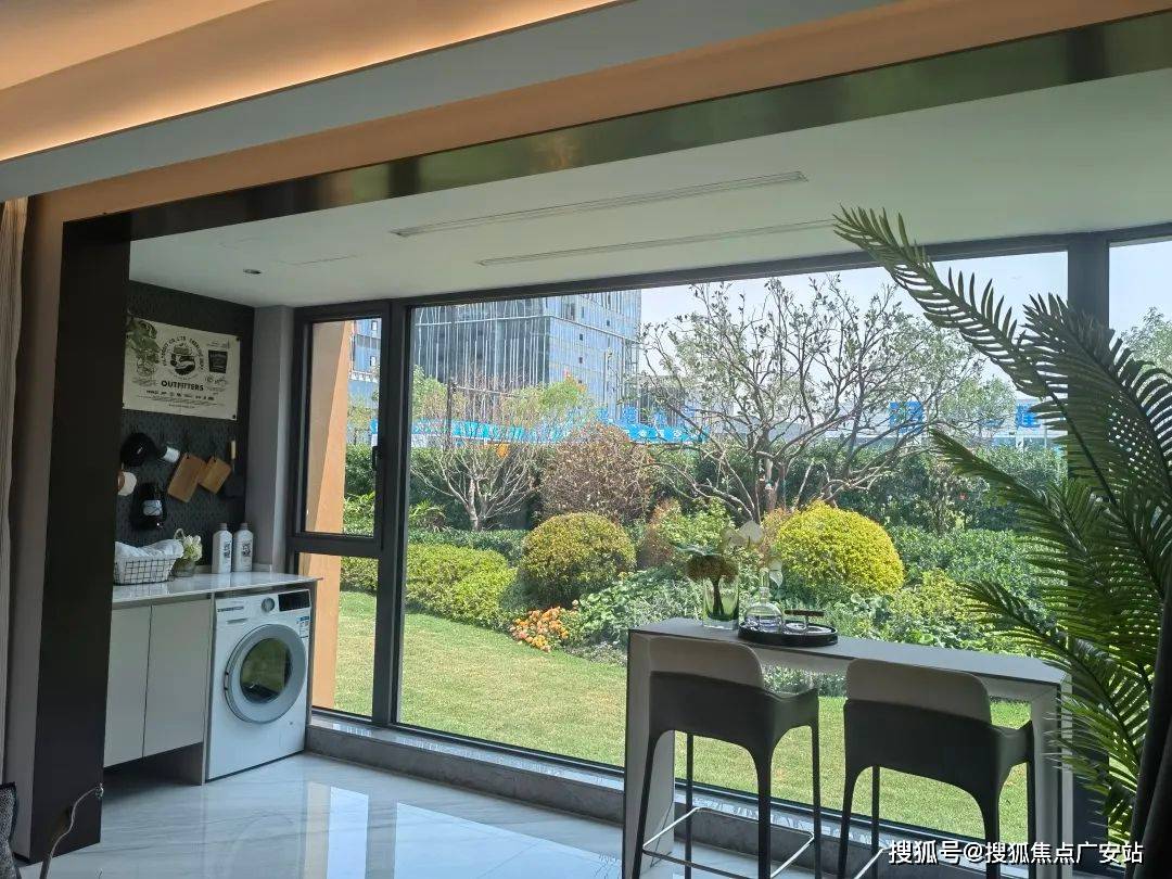 售楼中心电线年楼盘→首页网站→楼盘测评→中心电线小时热线电话尊龙凯时新版APP首页中建中环铂樾售楼处电话→中建中环铂樾(图14)