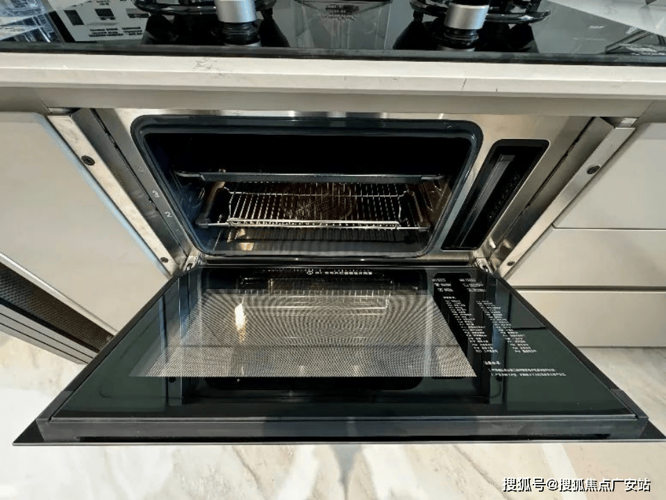 售楼中心电线年楼盘→首页网站→楼盘测评→中心电线小时热线电话尊龙凯时新版APP首页中建中环铂樾售楼处电话→中建中环铂樾(图15)