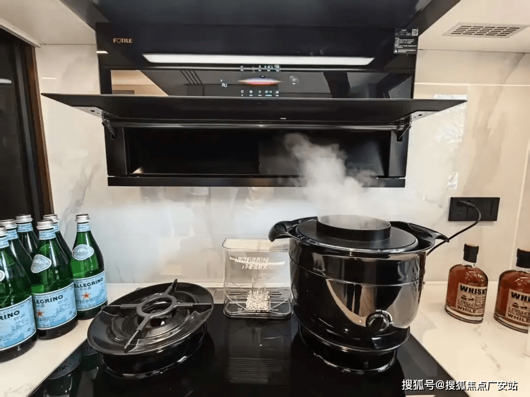 售楼中心电线年楼盘→首页网站→楼盘测评→中心电线小时热线电话尊龙凯时新版APP首页中建中环铂樾售楼处电话→中建中环铂樾(图21)